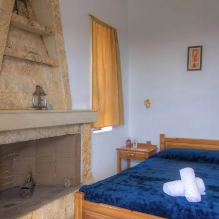 Aparthotel Sunrise Hotel & Apartments 2*